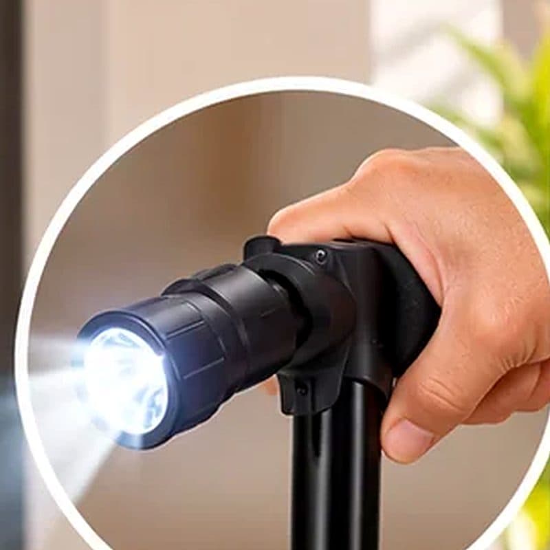 Lampe dans la poignée