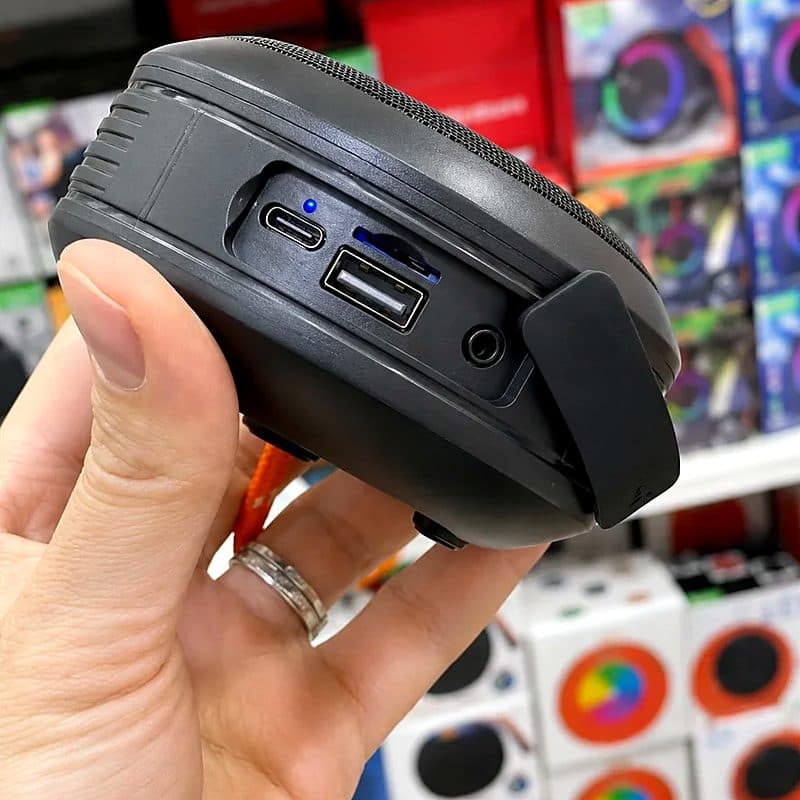 USB-C, USB, carte, AUX